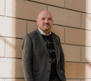 Portrait: Prof. Björn Severin